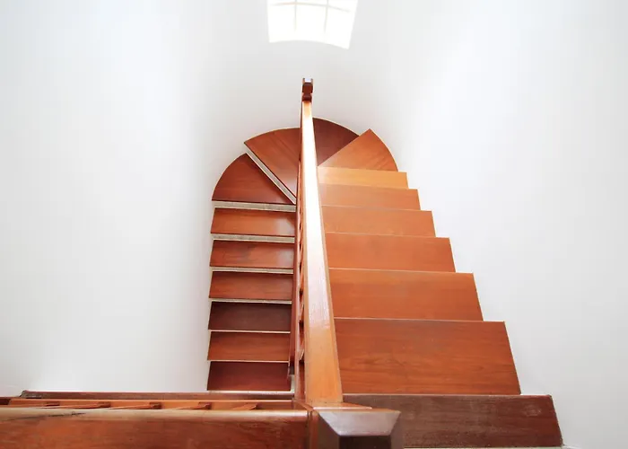 Elena بويرتو ذيل كارمين